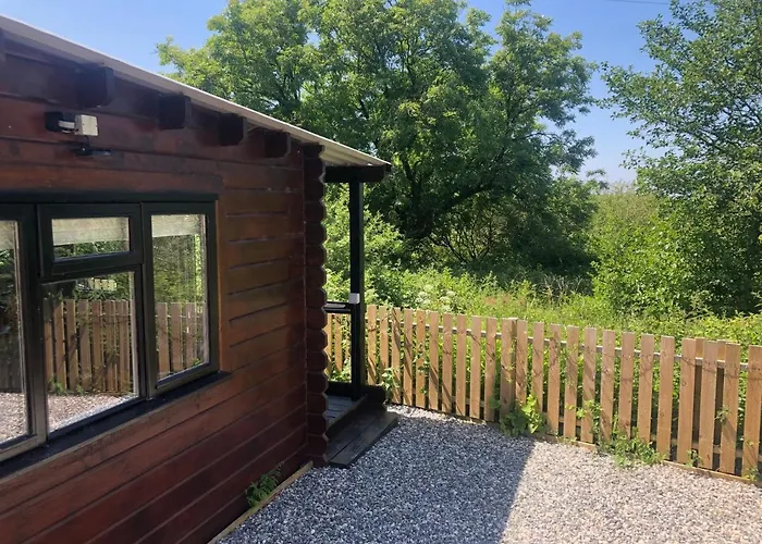 Cotts Cabin - Welcombe - 2 Min Walk To Pub