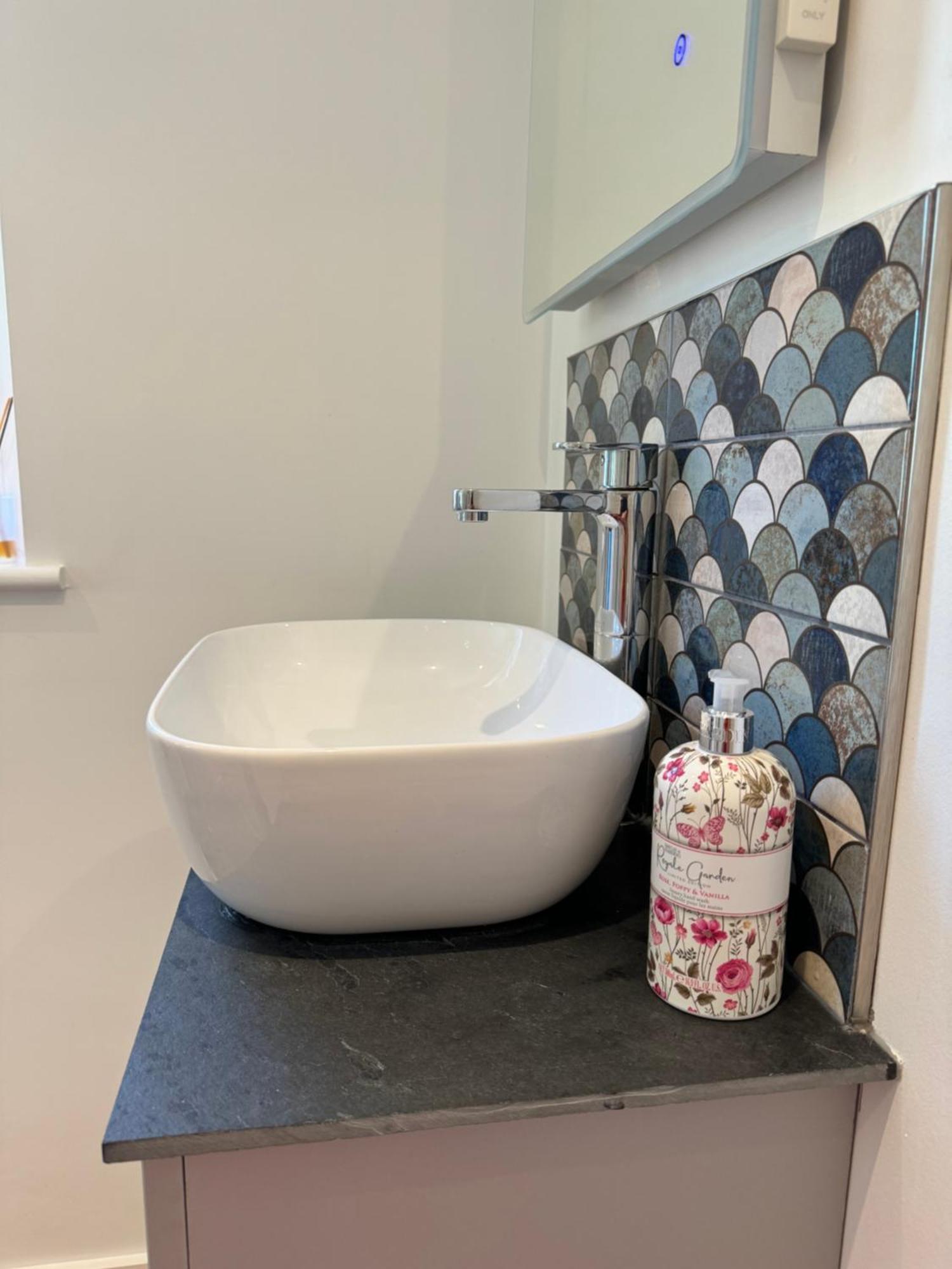Cotts - Welcombe - 2 Min Walk To Pub Chalet Bideford