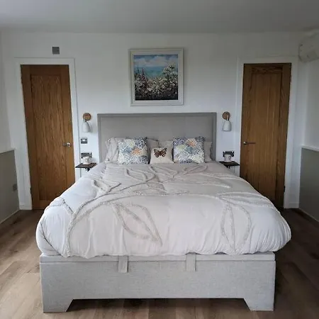Cotts Cabin - Welcombe - 2 Min Walk To Pub Bideford Exterior photo